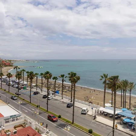 First Line Sea Views With Pool And Free Parking *