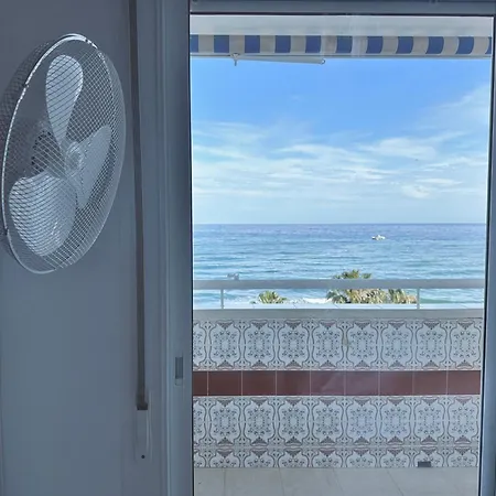 First Line Sea Views With Pool And Free Parking Apartment Benalmadena