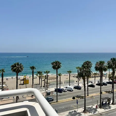 Apartment First Line Sea Views With Pool And Free Parking *